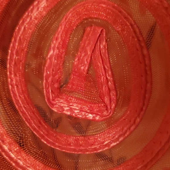 Red hat - Picture 4 of 4